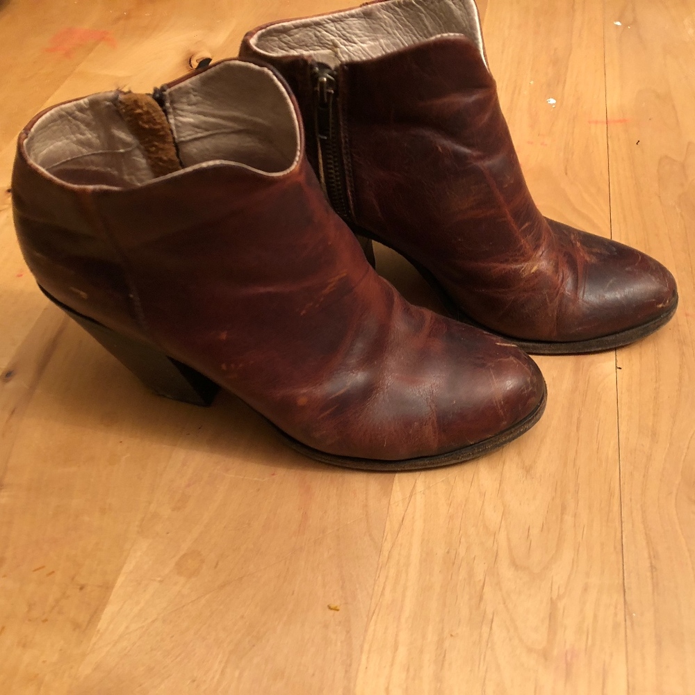 Freebird by Steven Detroit Booties Size 10 Cognac